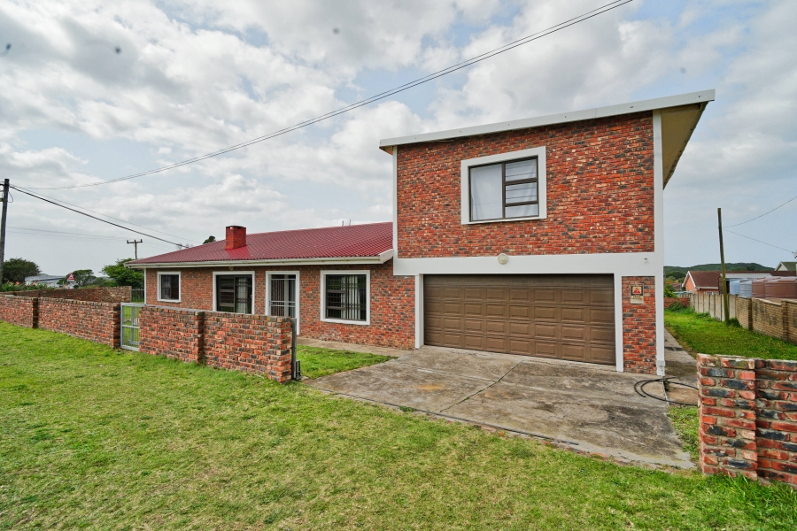 4 Bedroom Property for Sale in Kaysers Beach Eastern Cape